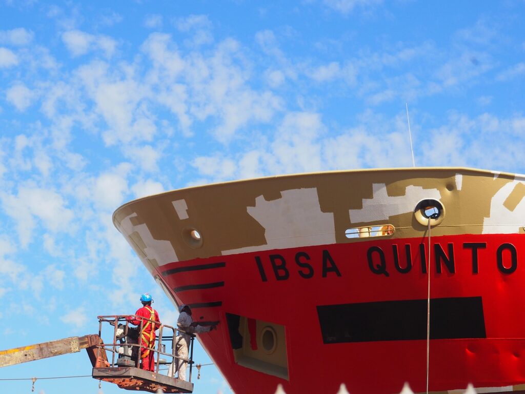 速乾Tシャツをビジネスシーンでインナーの代用として使うメリットは？