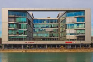 抗菌防臭インナーは仕事向けにどれが最適ですか？